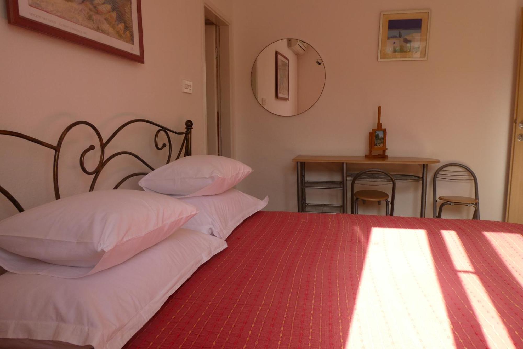 Apartments And Rooms With Parking Space Tucepi, Makarska - 6901 Habitación foto